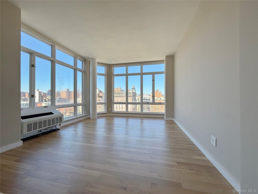 Spacious, Sun-Filled One-Bedroom Condo at The Conrad - East - photo 7