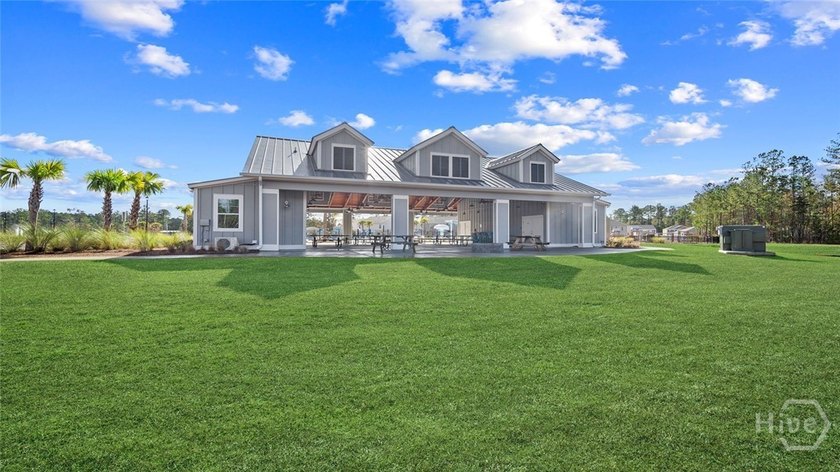 elcome to this stunning 4 bedroom, 2.5 bathroom home located in - photo 11