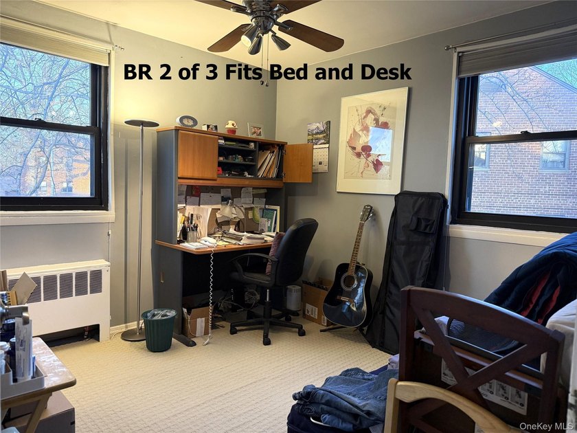 Desirable 2/3 BR w Modern, Open Concept Layout In Great Location - photo 15
