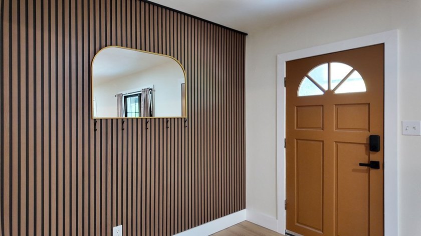 Completely remodeled and move in ready! This 3 bedroom, 2 - photo 9