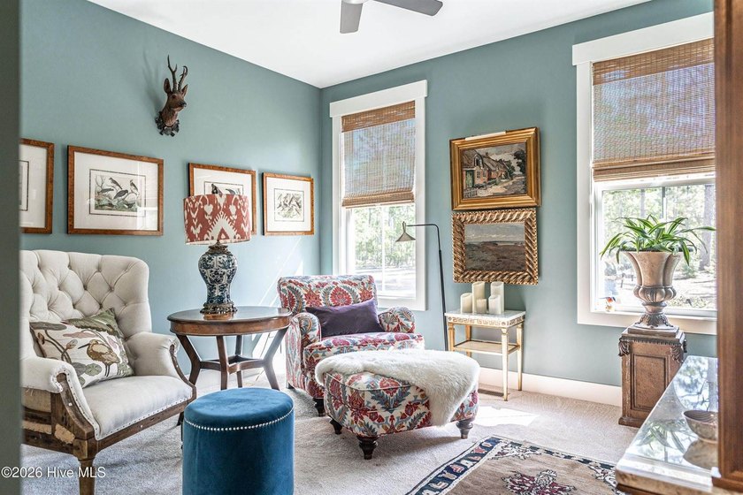 Price improvement! Now offered at $955,000. This impeccably - photo 13