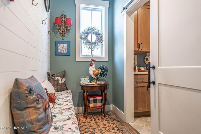 Price improvement! Now offered at $955,000. This impeccably - photo 19