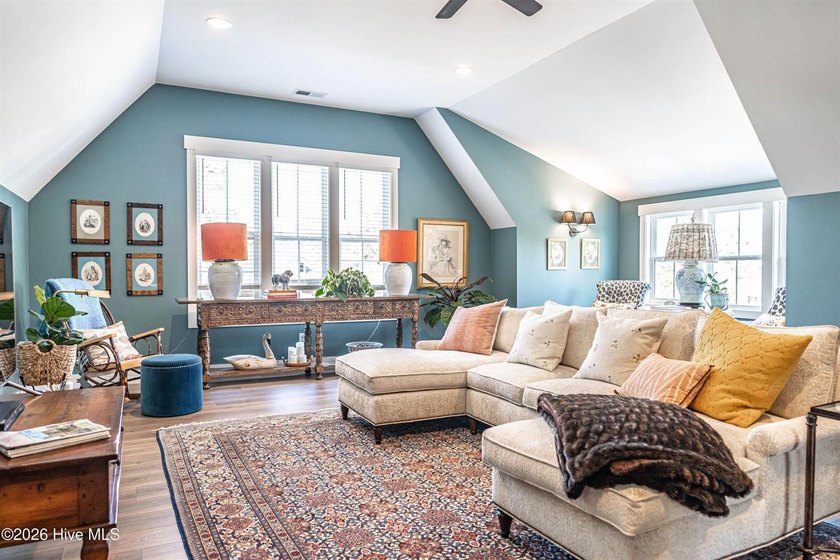 Price improvement! Now offered at $955,000. This impeccably - photo 46