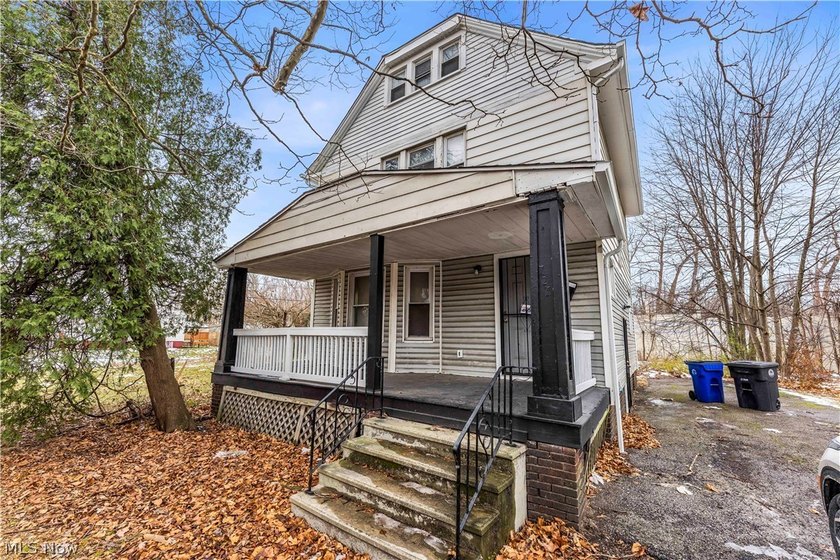 No wholesalers. No Seller financing. No low ball offers. This - photo 2