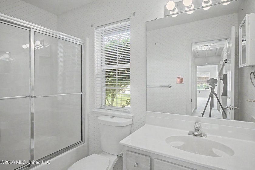 Price reduced!!!! Come see this spacious 1,915-square-foot - photo 12