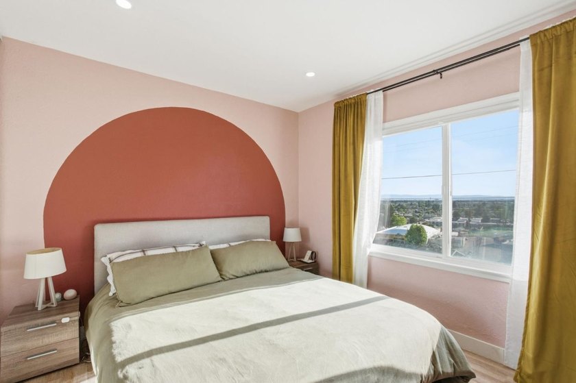 $20K PRICE REDUCTION - TRANSPARENT PRICE! Set on a 10,000+ sq.ft - photo 12