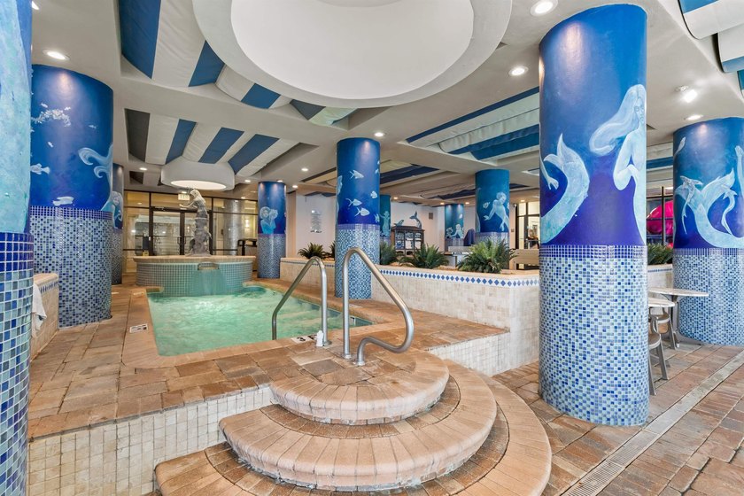 Experience breathtaking ocean views from this beautifully - photo 22
