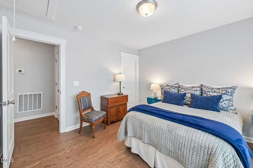 Welcome to 3451 Castlerock Drive, a quiet street in sought after - photo 32