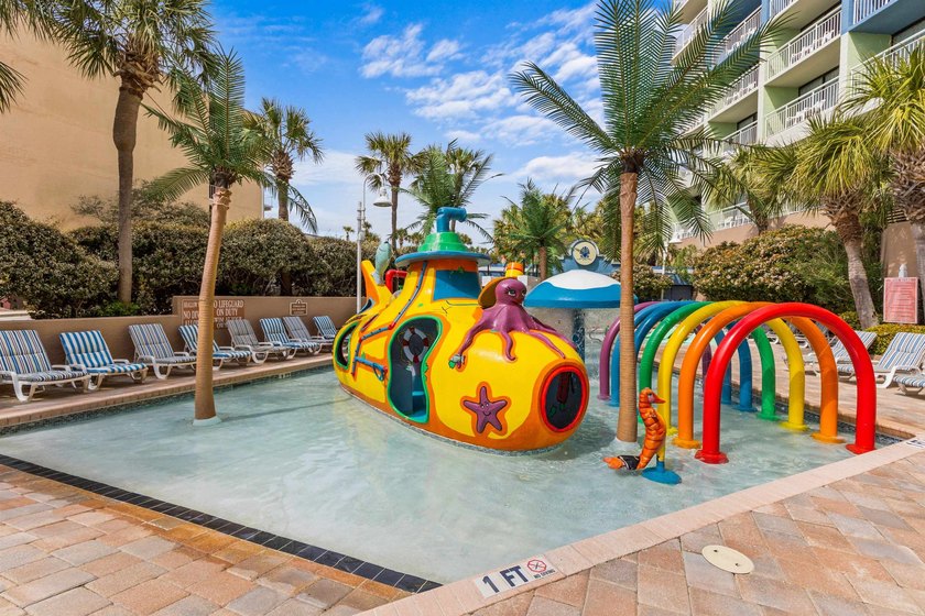 Experience breathtaking ocean views from this beautifully - photo 33