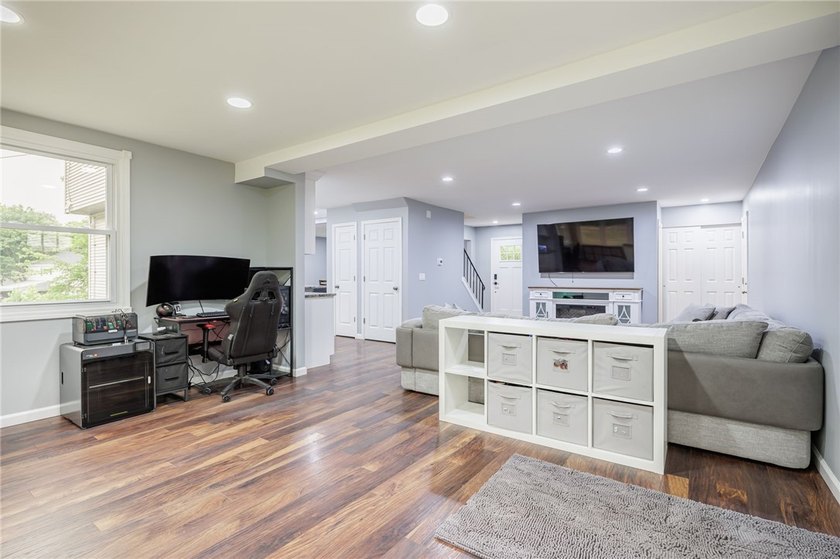 Welcome to 10 Gueymar Circle, a spacious 4-bedroom, 3-bath - photo 15