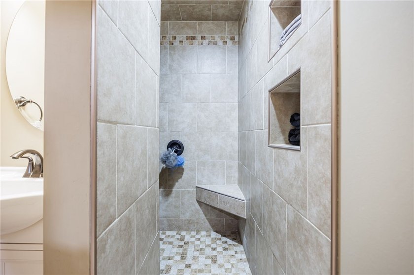 Welcome to 10 Gueymar Circle, a spacious 4-bedroom, 3-bath - photo 33