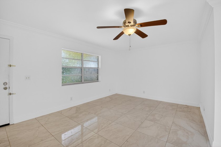 Updated 1-Bed, 1.5-Bath Condo in Kings Point. Second-floor condo - photo 12