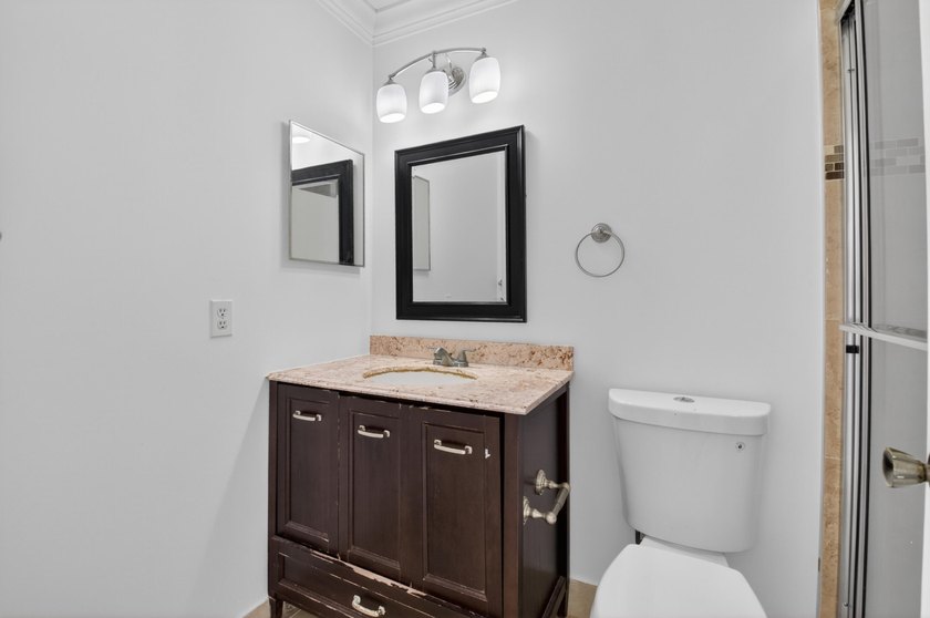 Updated 1-Bed, 1.5-Bath Condo in Kings Point. Second-floor condo - photo 25