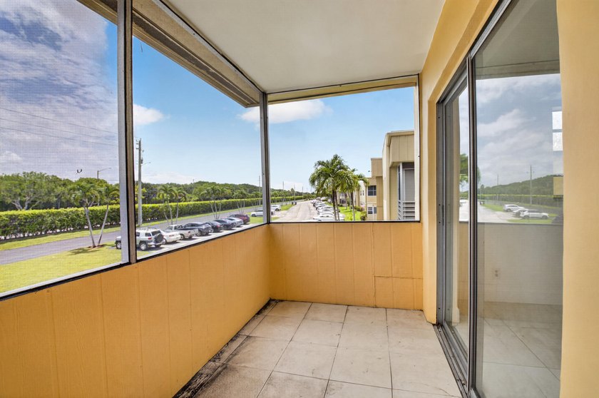 Updated 1-Bed, 1.5-Bath Condo in Kings Point. Second-floor condo - photo 28