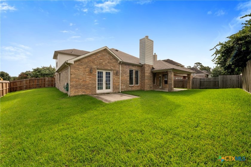 Craftsman inspired 2 story home on a corner lot with mature - photo 33