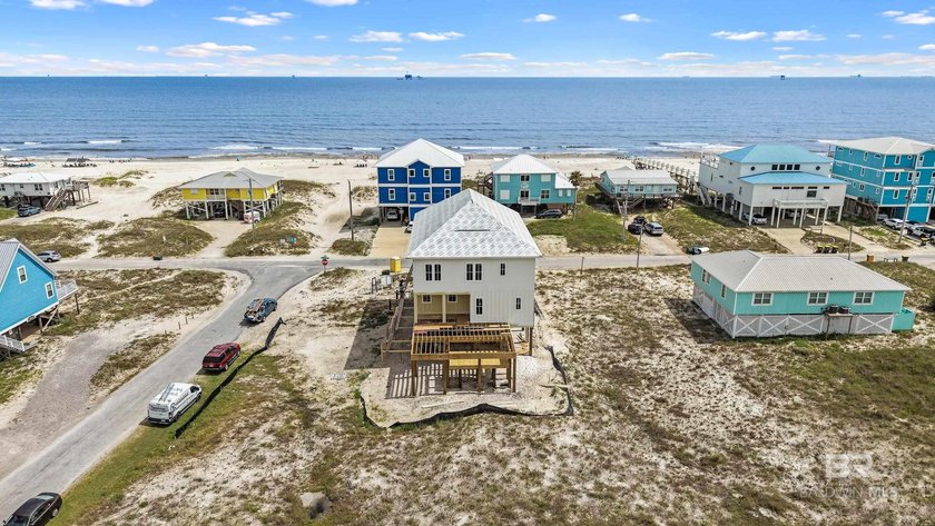 New construction coastal retreat offering approximately 4,006 - photo 4