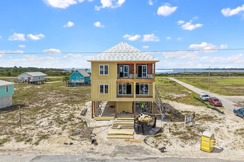 New construction coastal retreat offering approximately 4,006 - photo 8