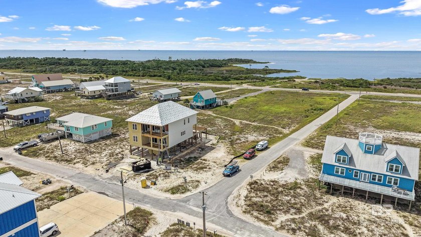 New construction coastal retreat offering approximately 4,006 - photo 9