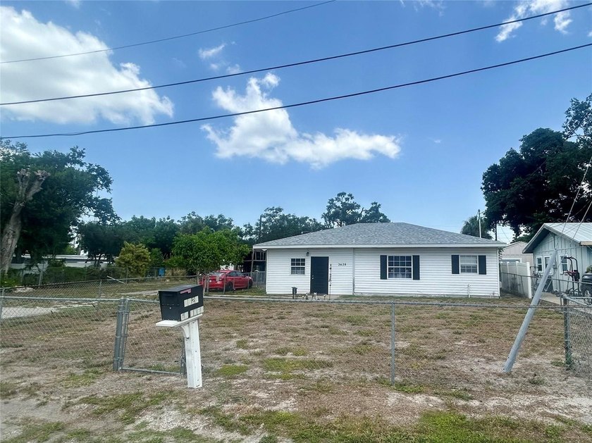 Cheerful opportunity in the established McCollum's Lake - photo 2