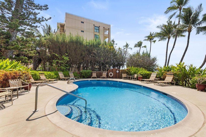 Live on the Beach! Wake up to the sound of waves in this direct - photo 38