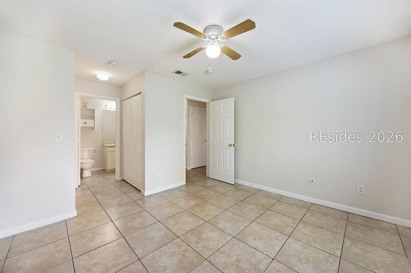 This 3BR/2BA villa at The Estate at Westbury offers a bright - photo 24