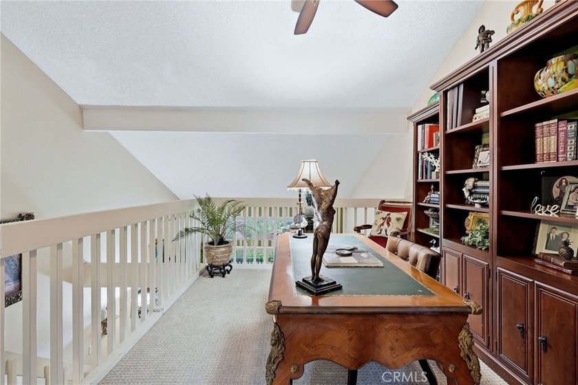 Ideally situated in one of the most sought-after locations - photo 28