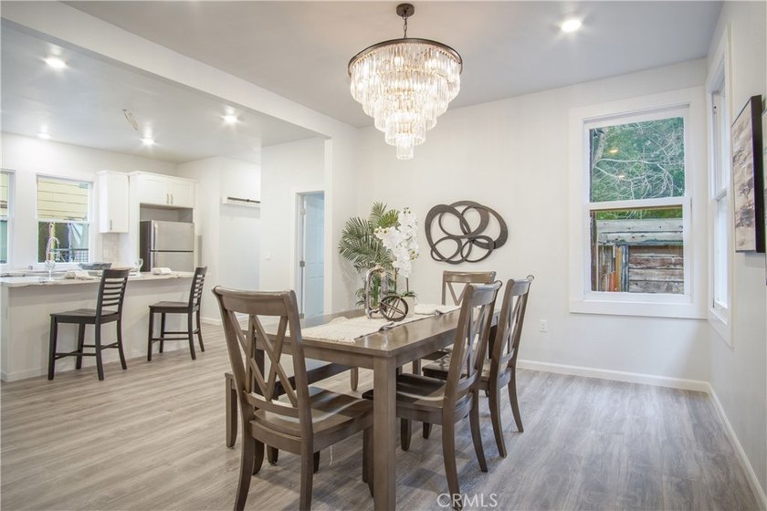 BACK ON THE MARKET! Seller will credit buyer for interest rate - photo 19