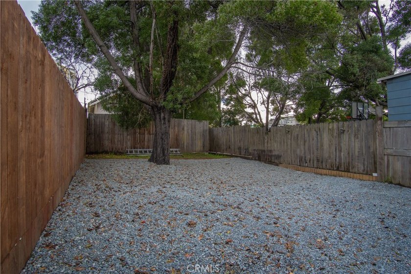 BACK ON THE MARKET! Seller will credit buyer for interest rate - photo 23
