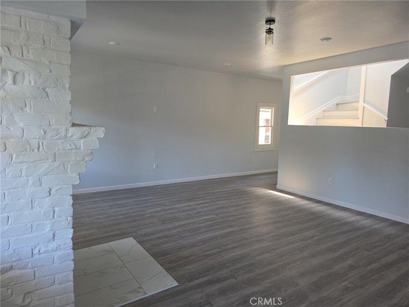 BACK ON THE MARKET! Seller will credit buyer for interest rate - photo 33