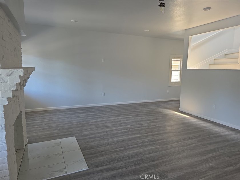 BACK ON THE MARKET! Seller will credit buyer for interest rate - photo 34