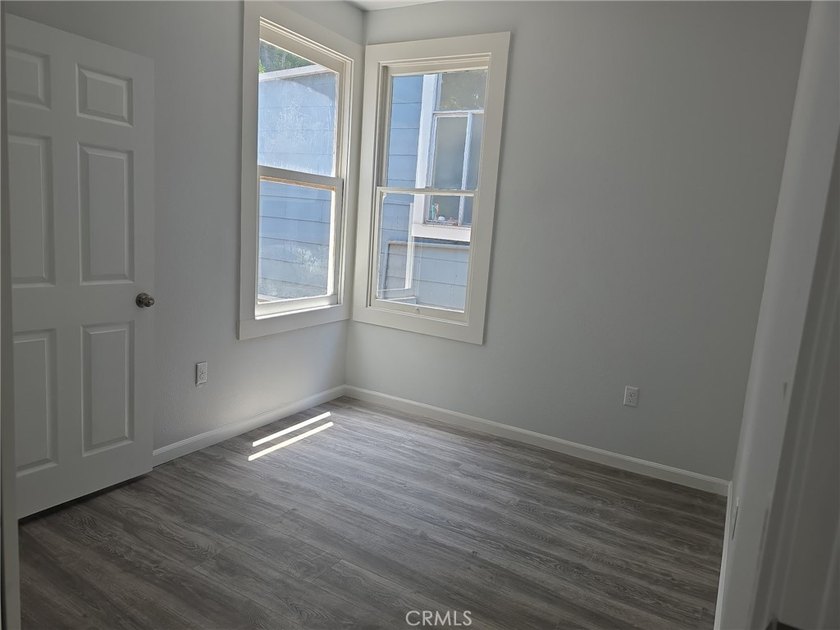 BACK ON THE MARKET! Seller will credit buyer for interest rate - photo 40