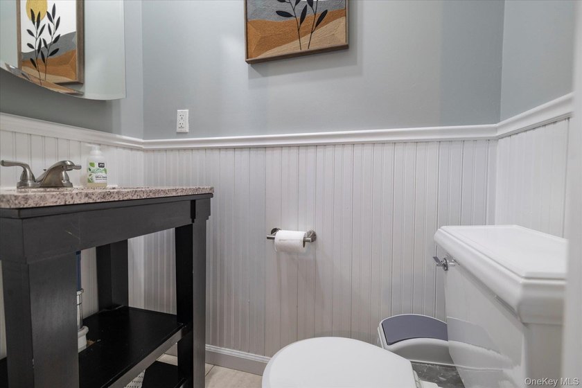 This Townhouse lives large with more than 1,500 square feet of - photo 11