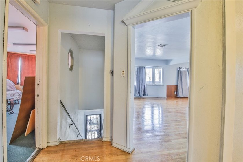 Wow! Wow! Wow! Come see this amazing Opportunity to own a - photo 22