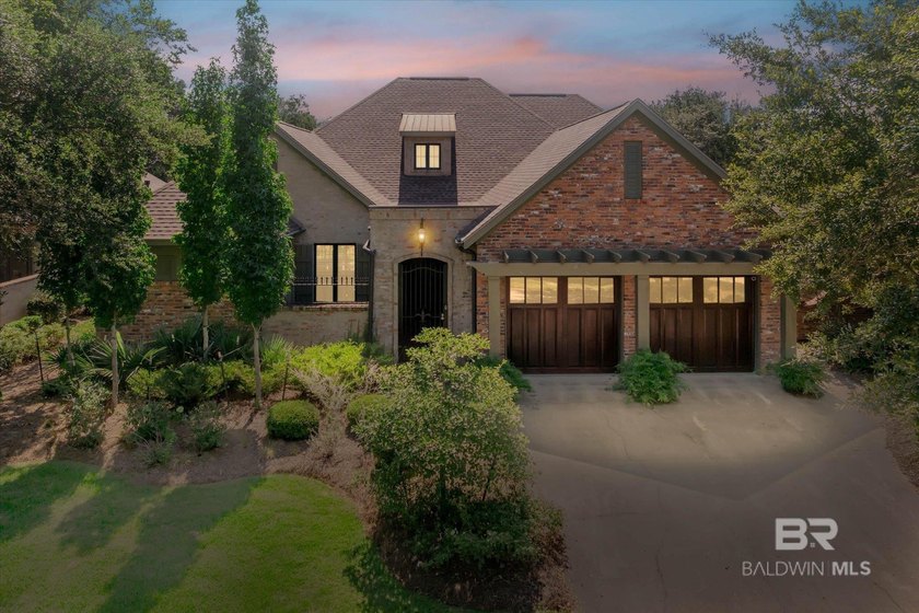 Exceptional custom residence overlooking the fairways of Craft - photo 2