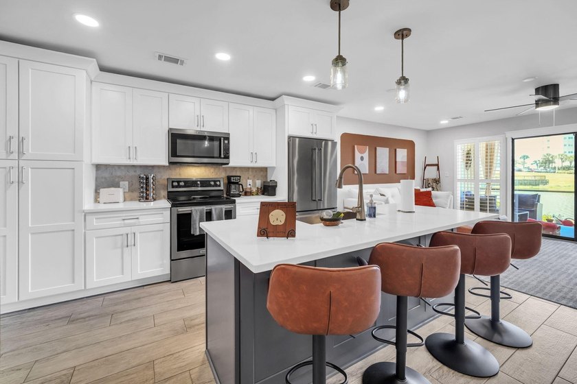 Experience coastal living in Seascape Resort! This fully - photo 7
