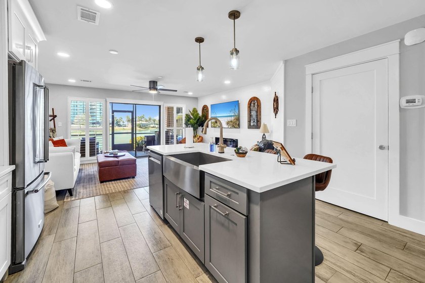 Experience coastal living in Seascape Resort! This fully - photo 9