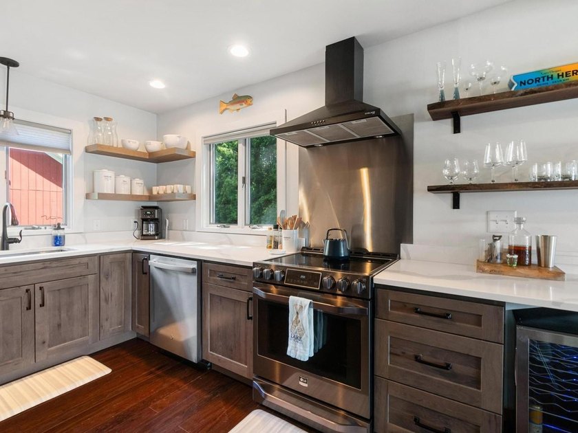 Imagine closing on your dream lake home and simply unpacking - photo 4