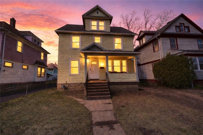 Listing photo