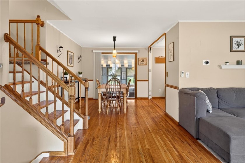 Welcome home to this spacious 3-bedroom, 1.5-bath split-level - photo 7