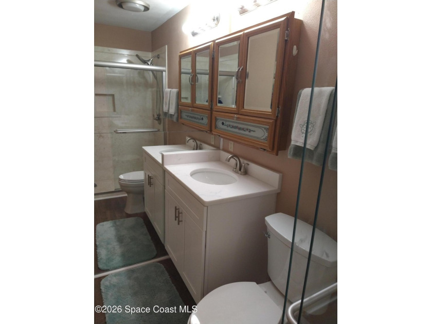 MOVE IN READY TOTAL REMODEL so Why wait to build ...3/2 with - photo 50