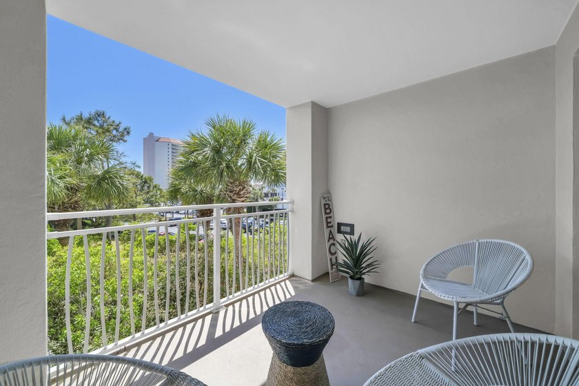 Closest to the Beach, so Short Walk! Elevated first-floor - photo 17