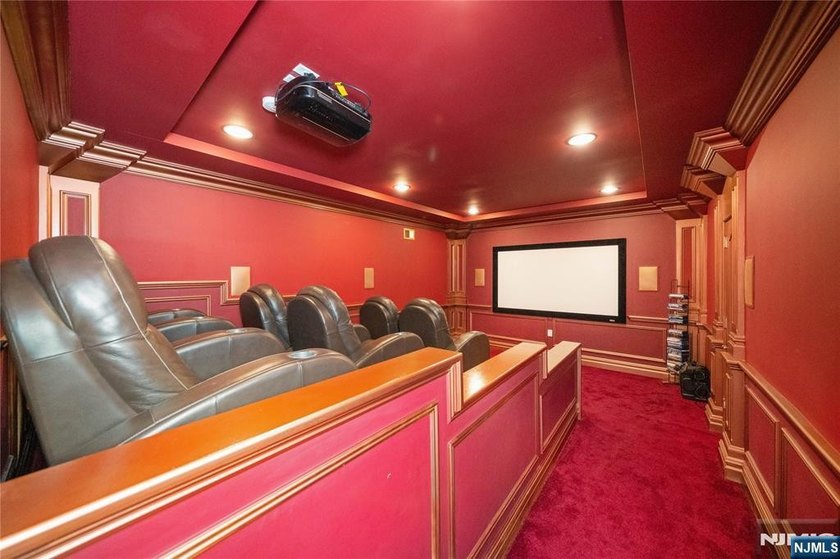 Rare opportunity to own a distinguished residence on an - photo 22