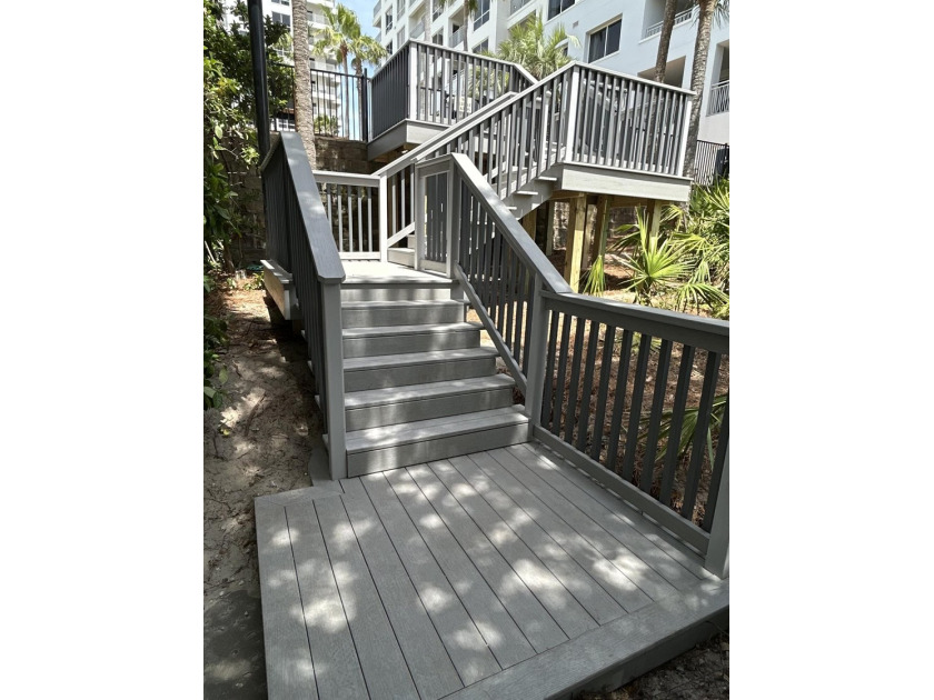 Closest to the Beach, so Short Walk! Elevated first-floor - photo 27