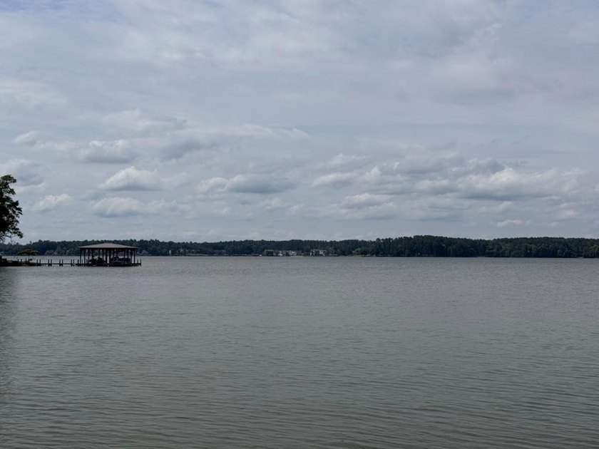 Welcome to Emerald Cove, Lake Greenwood's newest lakefront - photo 27