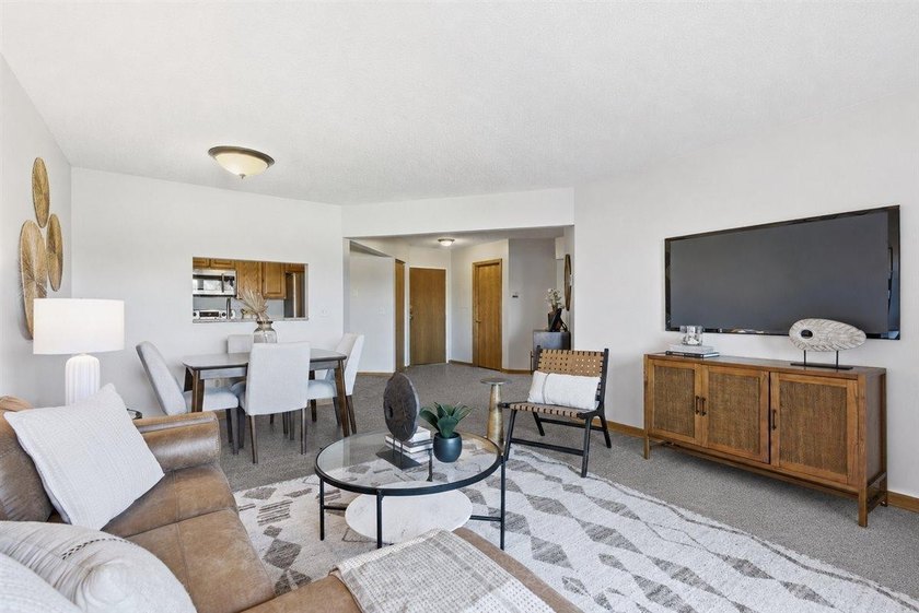 Your charming Seward home awaits! This beautifully maintained - photo 3