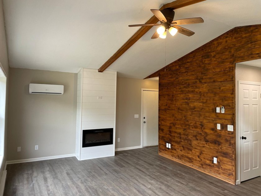 Rare opportunity to own three separate single family homes on - photo 6