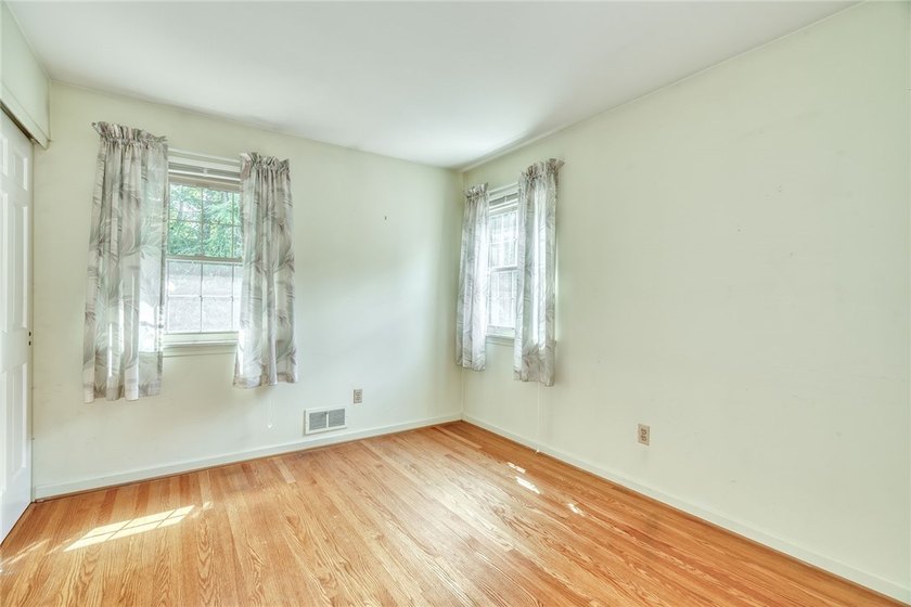 THE WOODS AT MILLCREEK! HIGHLY DESIRABLE AREA CLOSE TO WEBSTER - photo 31