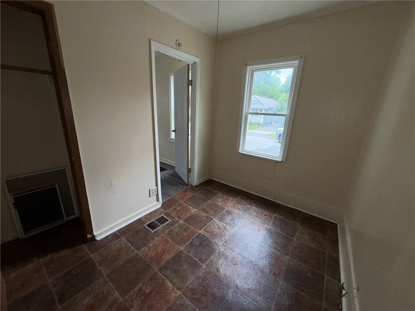 Whether you're looking for your next investment property or a - photo 4