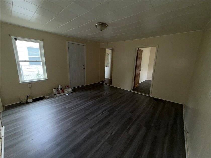 Whether you're looking for your next investment property or a - photo 7