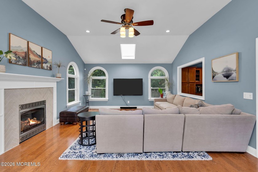 Don't miss this expanded split-level backing to Winding River - photo 18